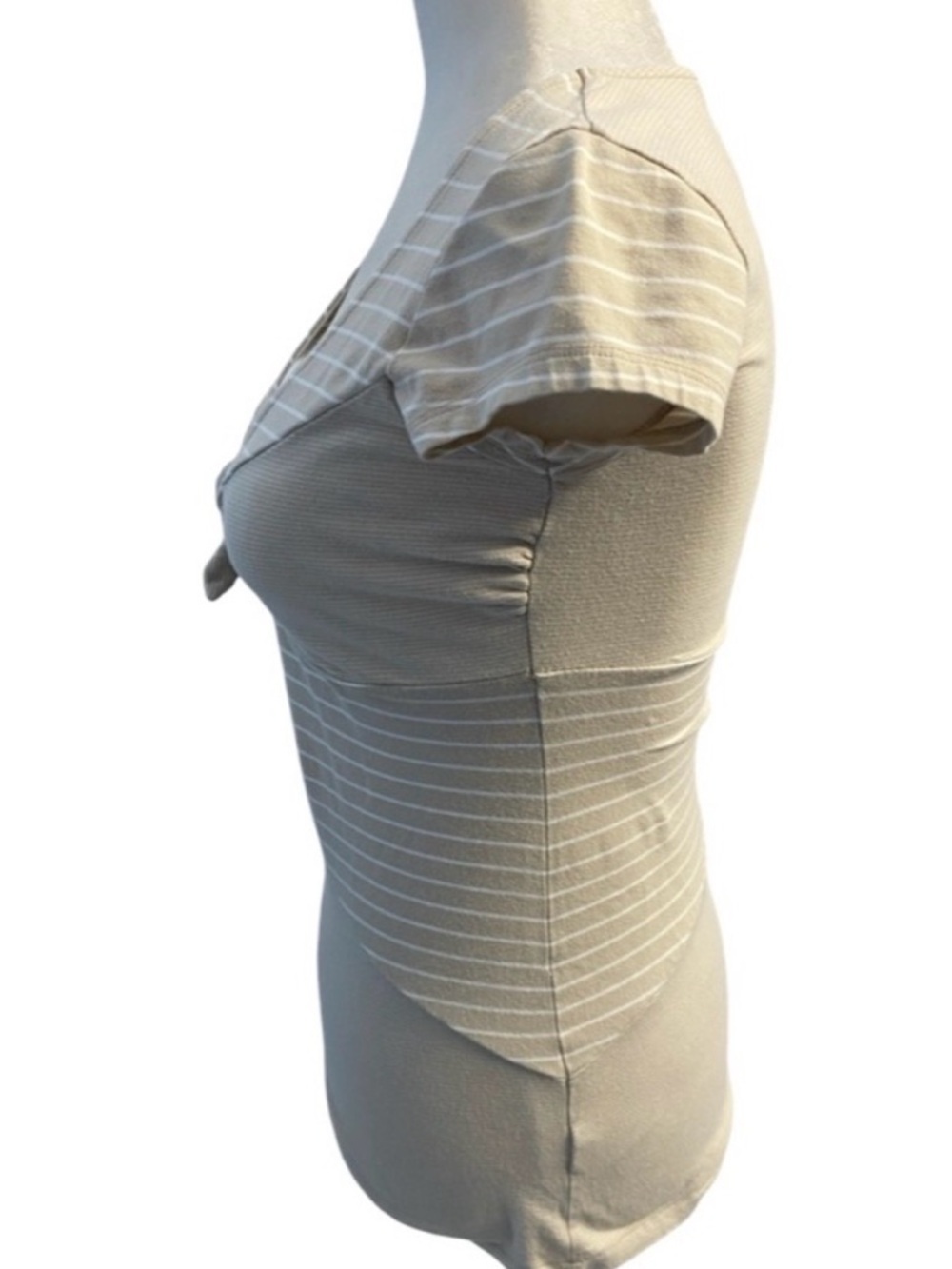 Smart Set Neutral Striped Knot Front Top Soft Beige Boho Fitted Tee Size Small - Picture 6 of 11